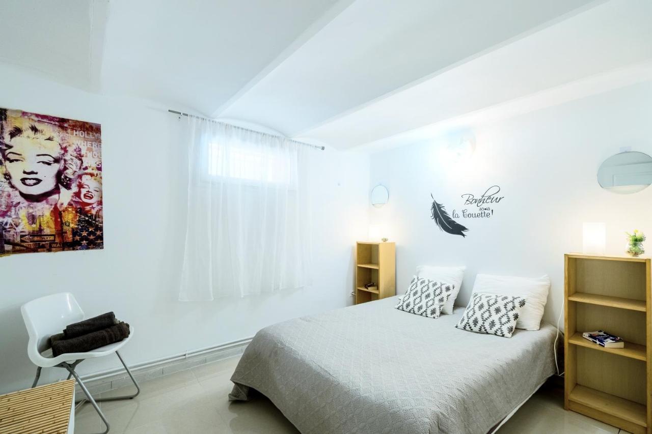 Velodrome F4 Dans Villa 5 Lits Parking Et Piscine Partagee Marseille Exteriör bild